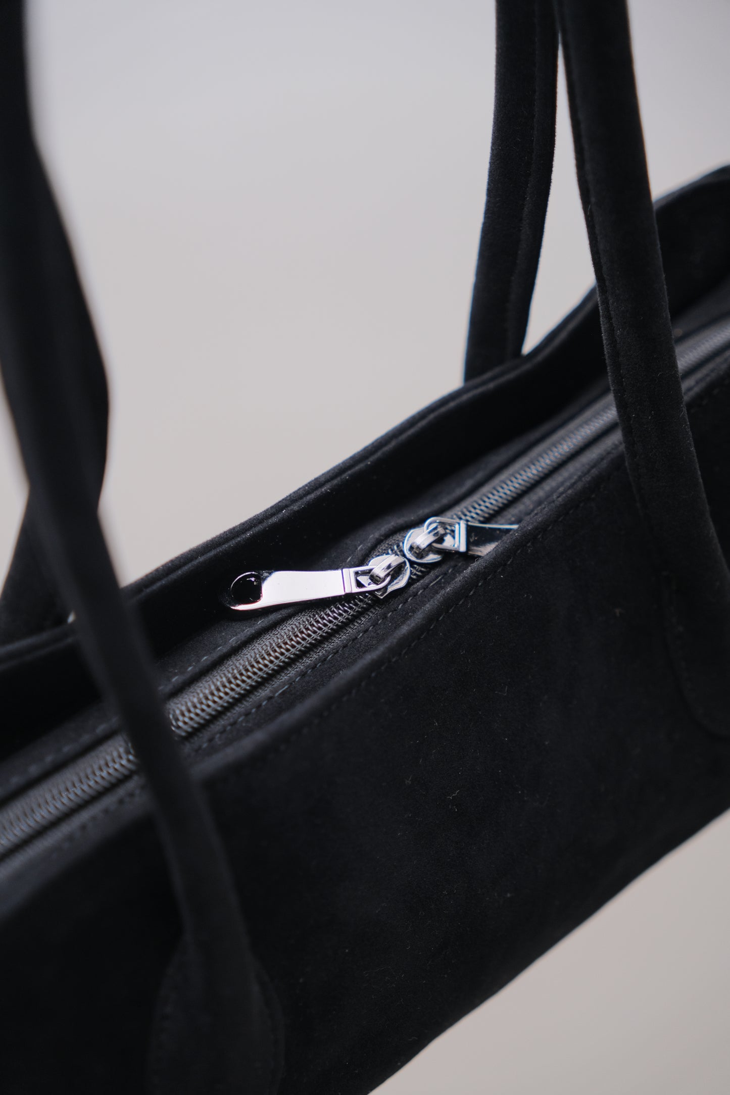 East-West Bag - Black